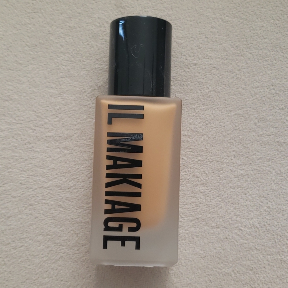 NIB IL MAKIAGE Foundation